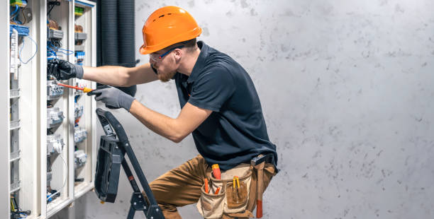 Best Electrician Near Me  in Chandler, OK